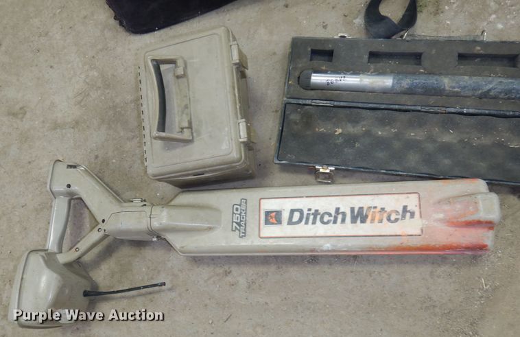 image for item DI6587 Ditch Witch GPS system