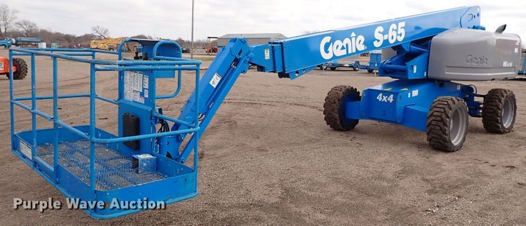 image for item DJ0172 2007 Genie S-65  boom lift
