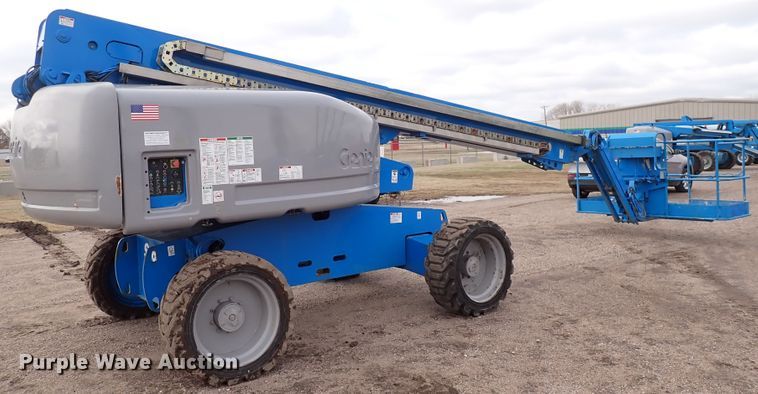 image for item DJ0172 2007 Genie S-65  boom lift