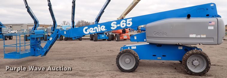image for item DJ0172 2007 Genie S-65  boom lift