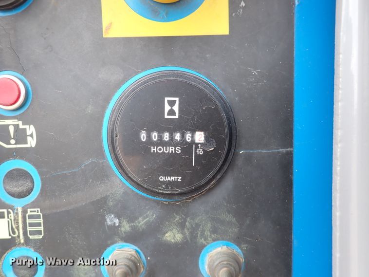 image for item DJ0172 2007 Genie S-65  boom lift