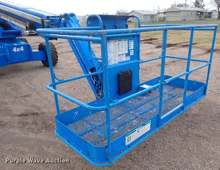 image for item DJ0172 2007 Genie S-65  boom lift