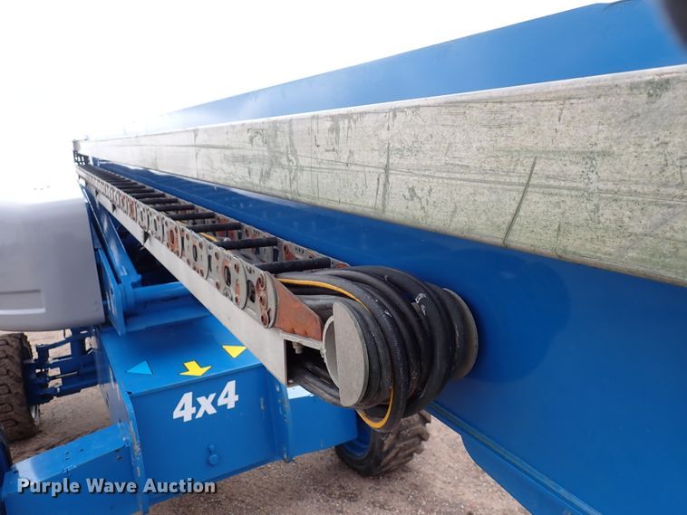 image for item DJ0172 2007 Genie S-65  boom lift