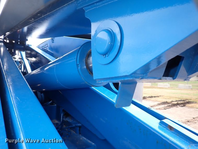 image for item DJ0172 2007 Genie S-65  boom lift