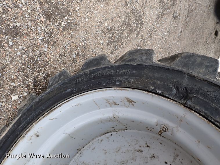 image for item DJ0172 2007 Genie S-65  boom lift