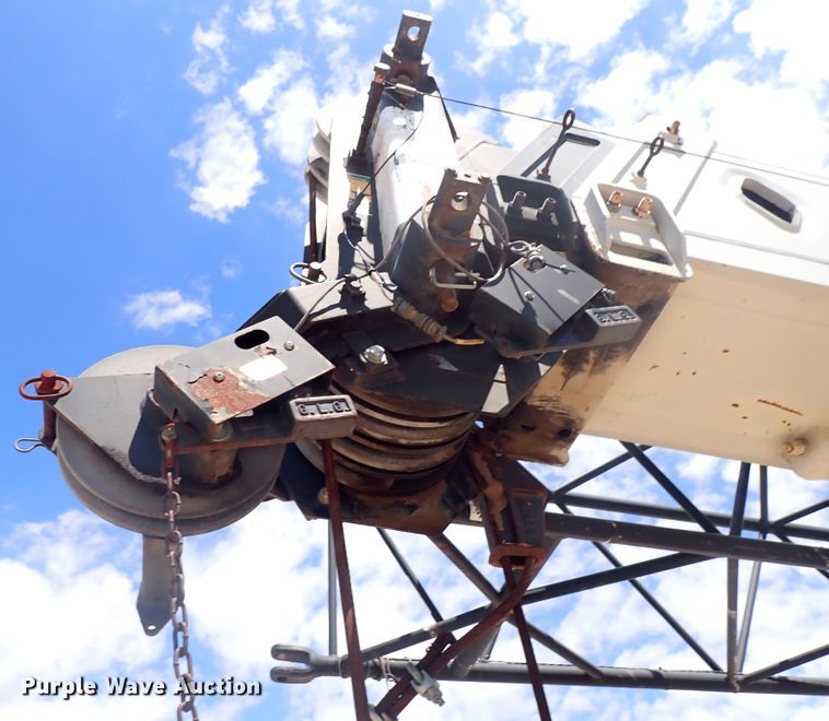 image for item DJ5649 Link-Belt RTC-8022  crane