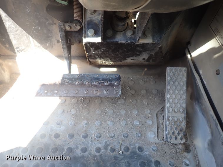 image for item DJ5650 1997 Caterpillar TH83  telehandler