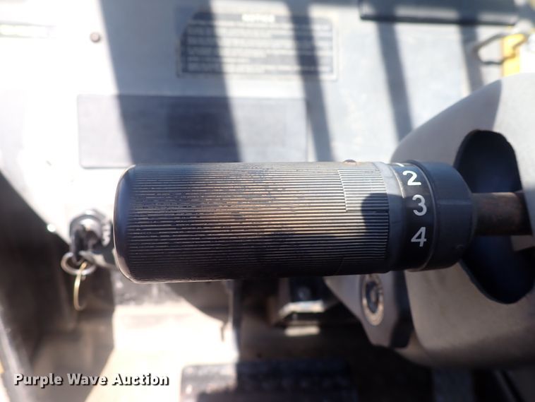 image for item DJ5650 1997 Caterpillar TH83  telehandler