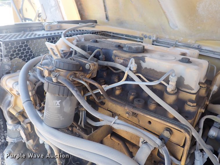 image for item DJ5650 1997 Caterpillar TH83  telehandler