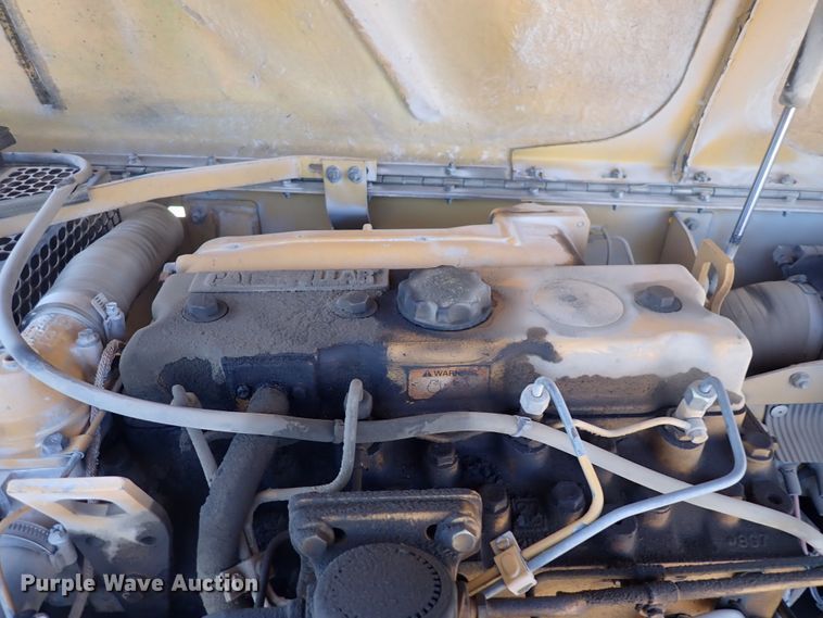 image for item DJ5650 1997 Caterpillar TH83  telehandler