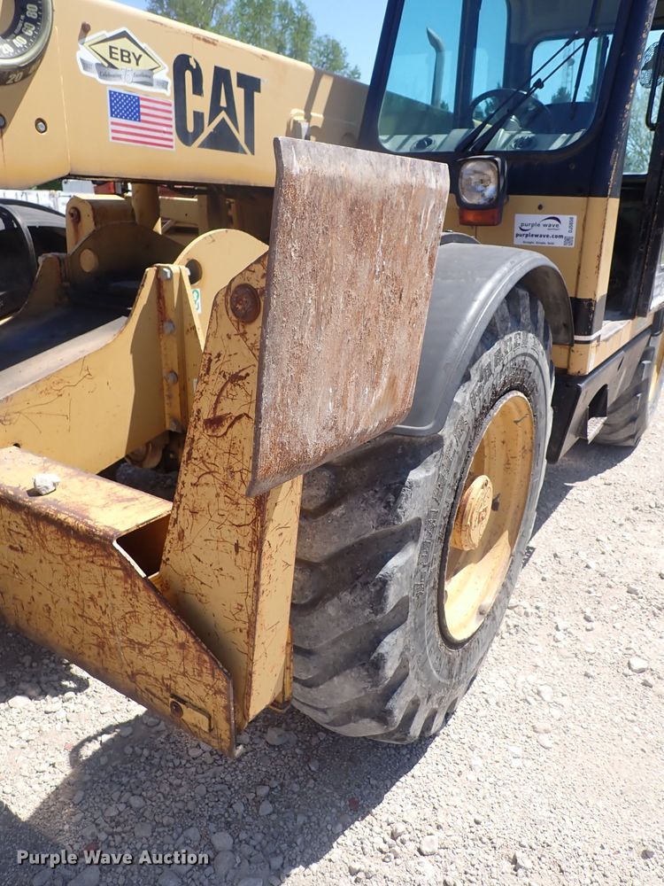 image for item DJ5650 1997 Caterpillar TH83  telehandler