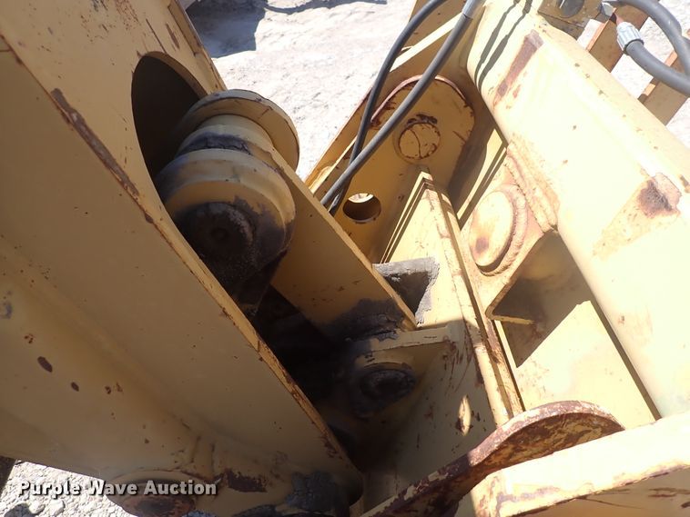 image for item DJ5650 1997 Caterpillar TH83  telehandler