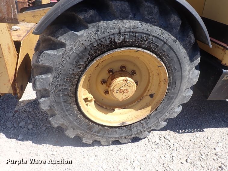 image for item DJ5650 1997 Caterpillar TH83  telehandler