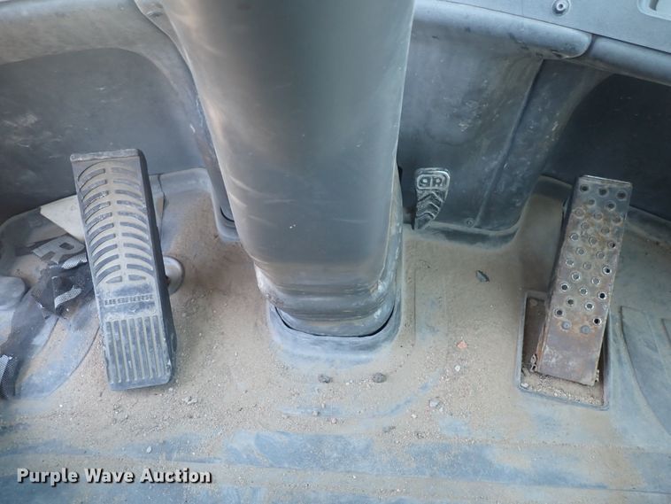 image for item DJ5651 2008 John Deere 304J  wheel loader