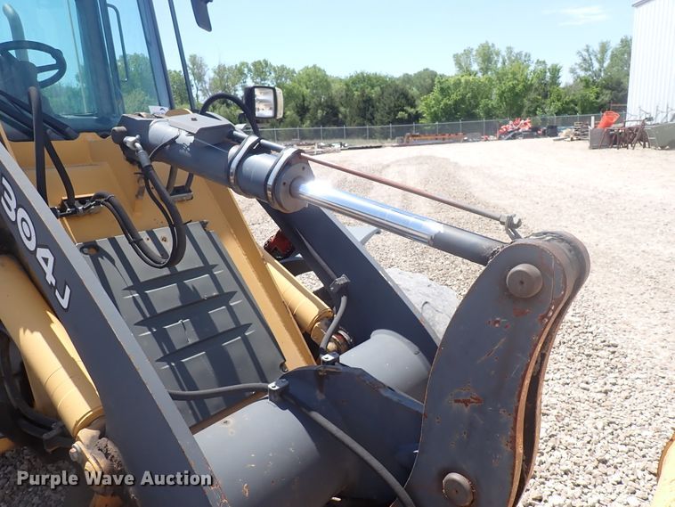 image for item DJ5651 2008 John Deere 304J  wheel loader