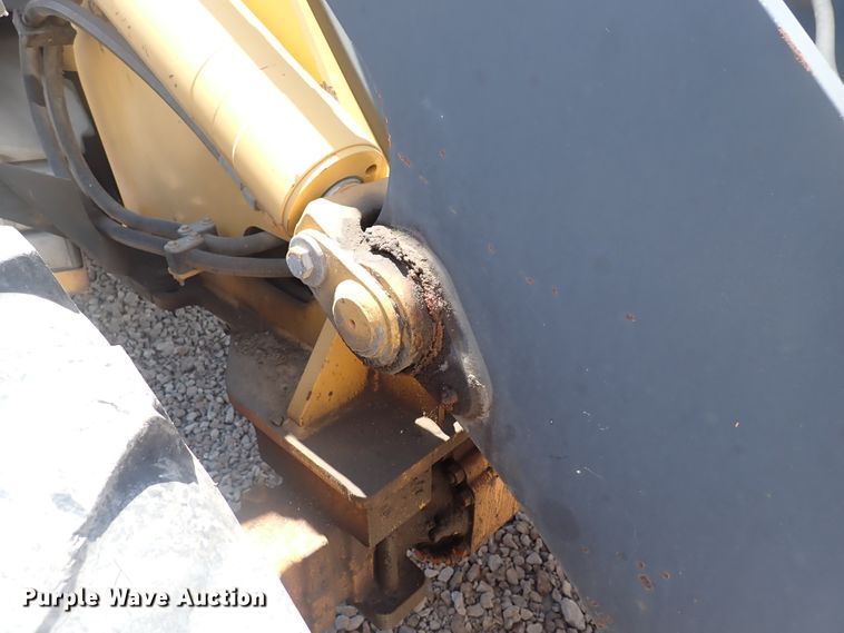 image for item DJ5651 2008 John Deere 304J  wheel loader