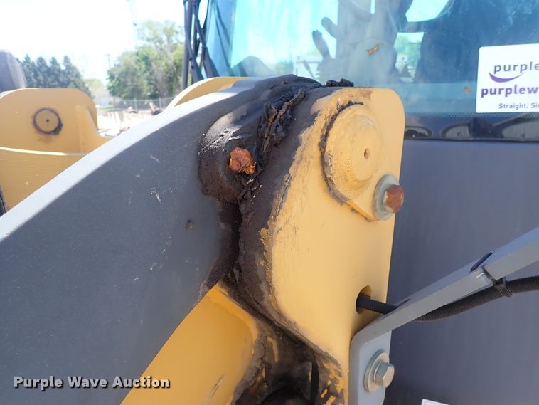 image for item DJ5651 2008 John Deere 304J  wheel loader