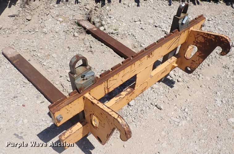 image for item DJ5651 2008 John Deere 304J  wheel loader