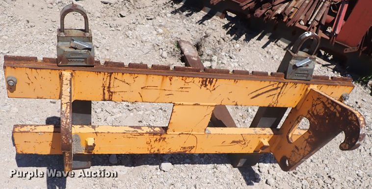 image for item DJ5651 2008 John Deere 304J  wheel loader