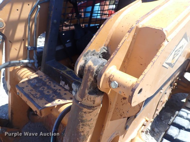 image for item DJ5654 2002 Case 70XT  skid steer loader