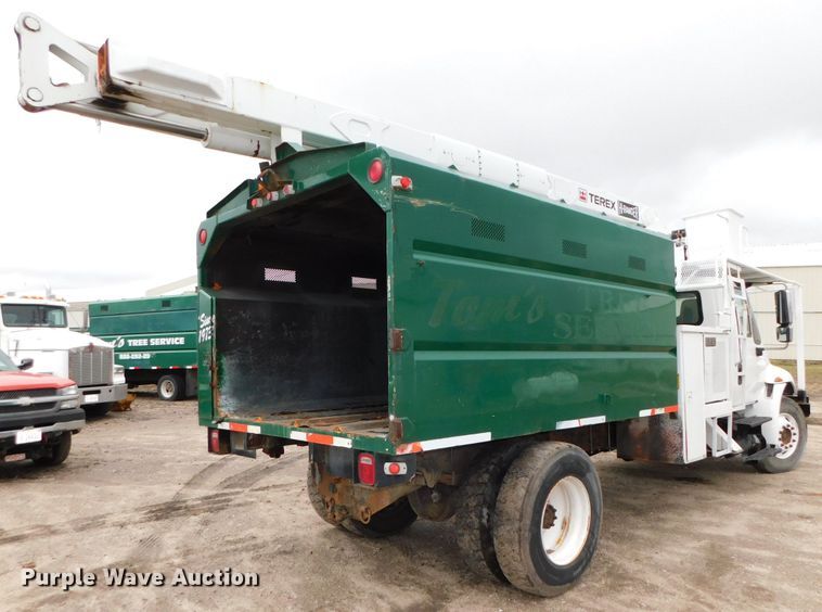 image for item DJ5969 2006 International 4300 SBA  forestry bucket truck