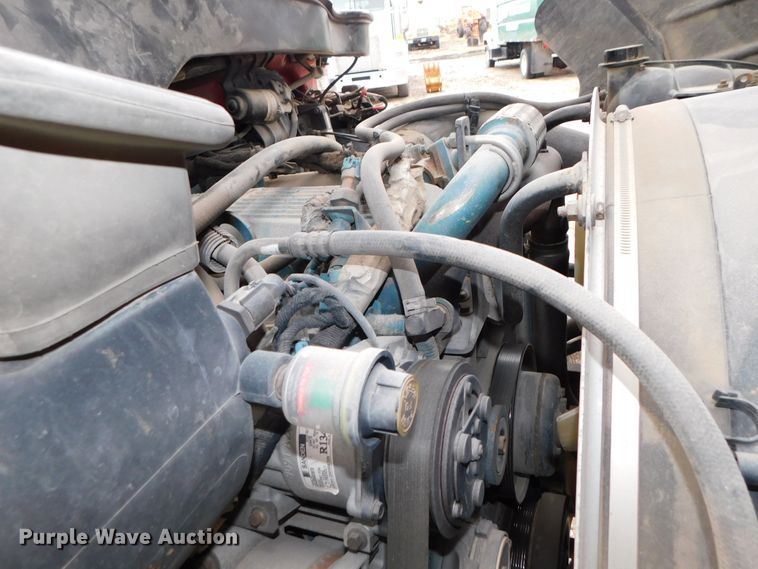 image for item DJ5969 2006 International 4300 SBA  forestry bucket truck