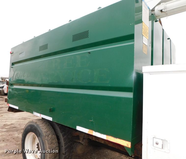 image for item DJ5969 2006 International 4300 SBA  forestry bucket truck