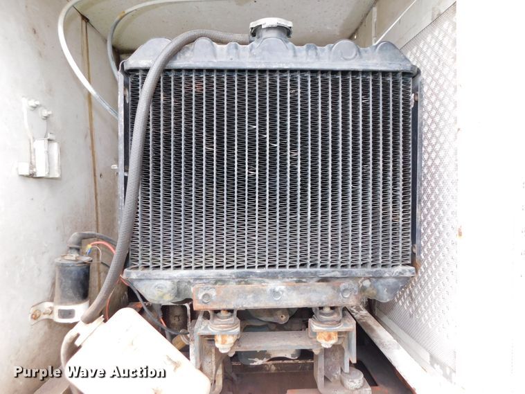 image for item DJ5969 2006 International 4300 SBA  forestry bucket truck