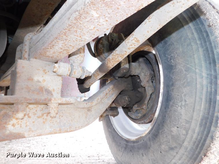 image for item DJ5969 2006 International 4300 SBA  forestry bucket truck