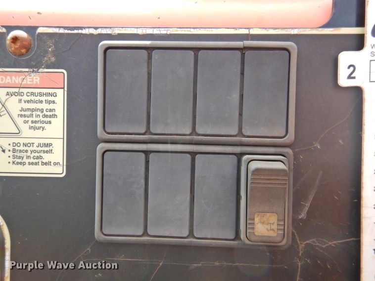 image for item DJ8476 2006 JLG 6042  telehandler