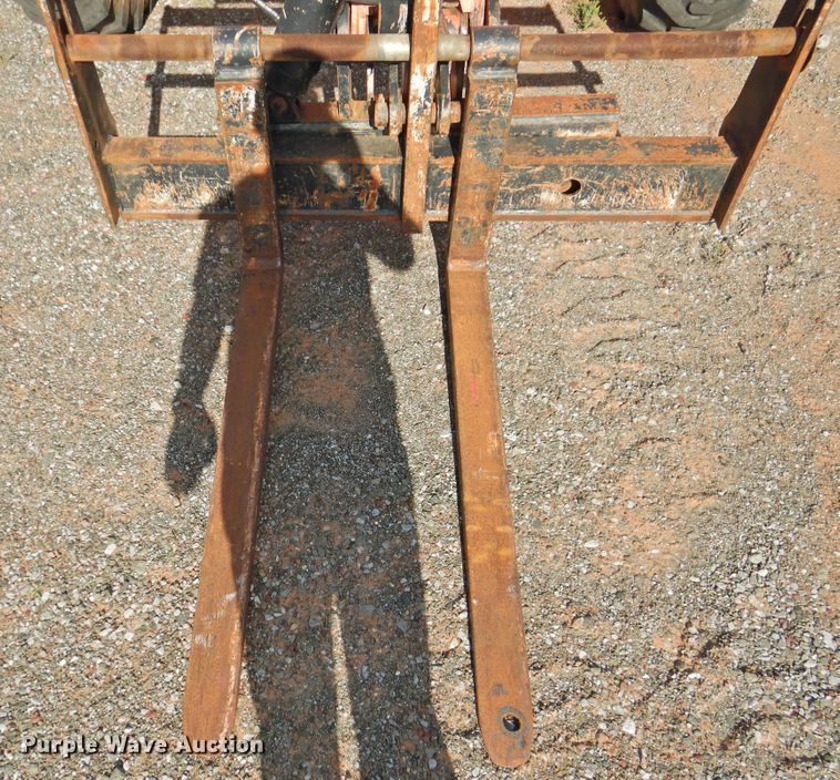 image for item DJ8477 2004 JLG 6036  telehandler