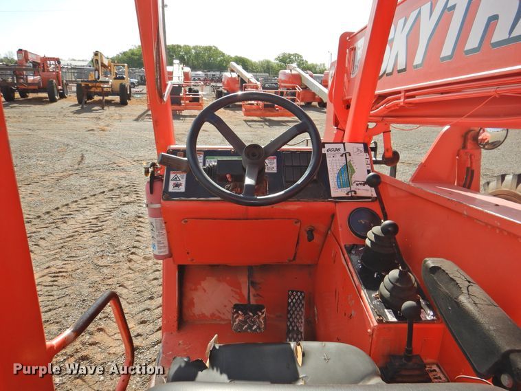 image for item DJ8477 2004 JLG 6036  telehandler