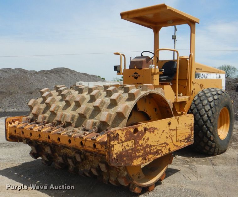 image for item DK5619 1995 Galion PD784  single drum vibratory roller