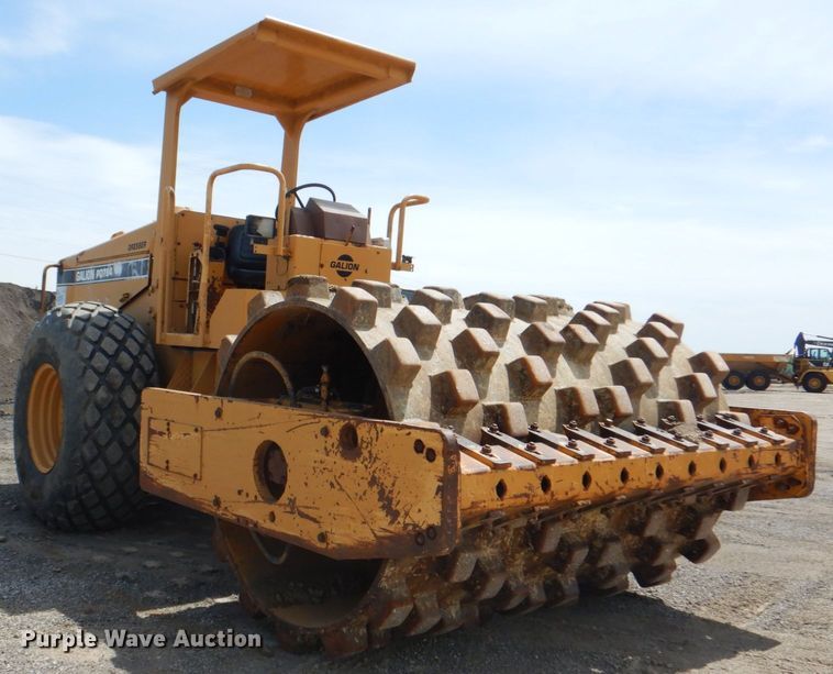 image for item DK5619 1995 Galion PD784  single drum vibratory roller