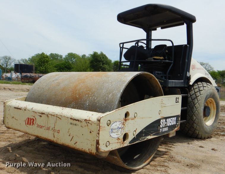 image for item DK5623 2006 Ingersoll Rand SD-105DX  single drum vibratory roller