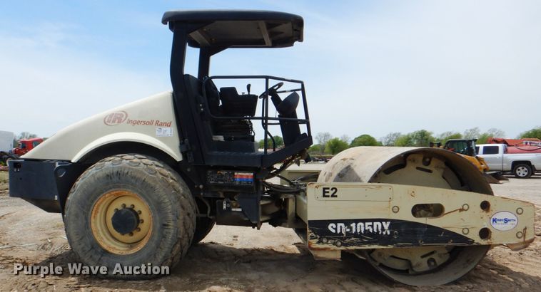 image for item DK5623 2006 Ingersoll Rand SD-105DX  single drum vibratory roller