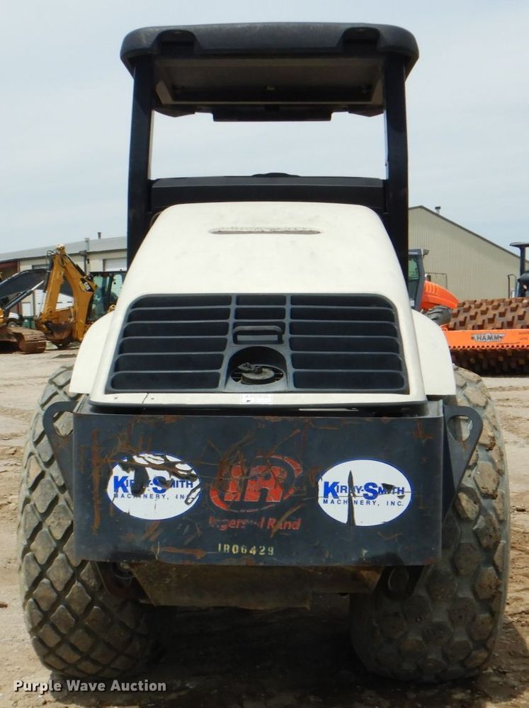 image for item DK5623 2006 Ingersoll Rand SD-105DX  single drum vibratory roller