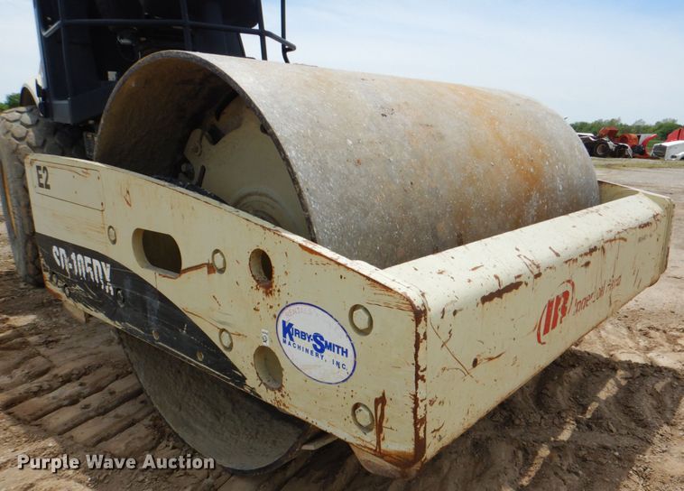 image for item DK5623 2006 Ingersoll Rand SD-105DX  single drum vibratory roller