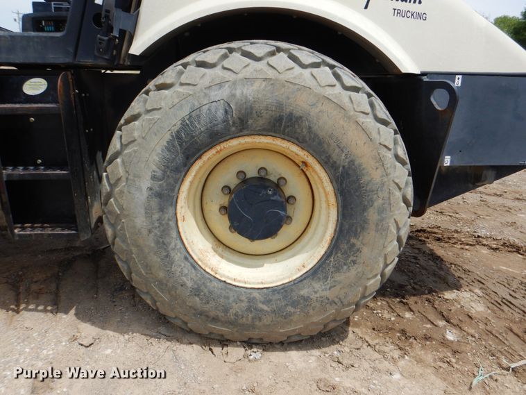 image for item DK5623 2006 Ingersoll Rand SD-105DX  single drum vibratory roller