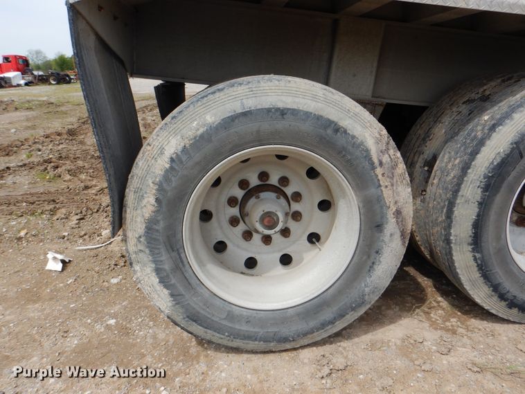 image for item DK5624 2003 Travis Body  end dump trailer