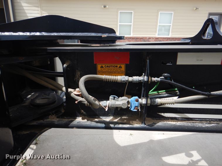 image for item DK5627 2014 Trail King TKFA1-051 stinger axle