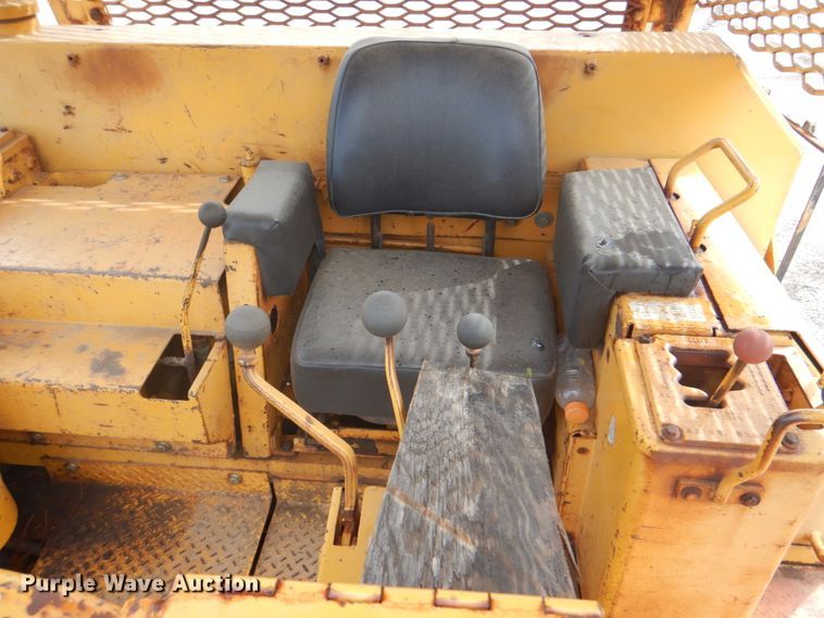 image for item DK5641 1975 Fiat-Allis 21-B  dozer