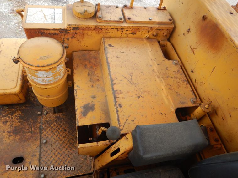 image for item DK5641 1975 Fiat-Allis 21-B  dozer