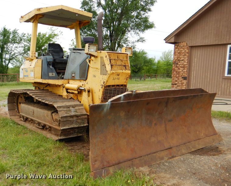 image for item DK5652 Komatsu D41E  crawler dozer