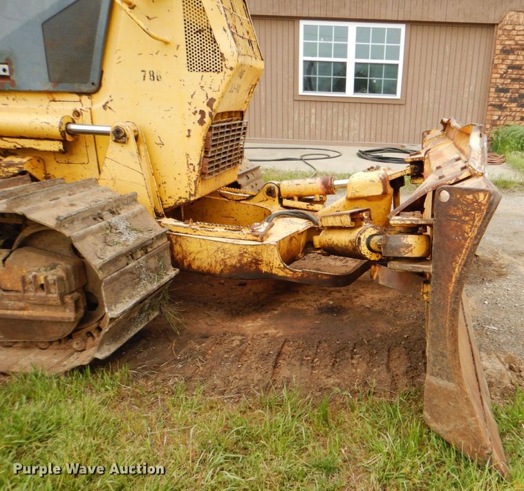 image for item DK5652 Komatsu D41E  crawler dozer