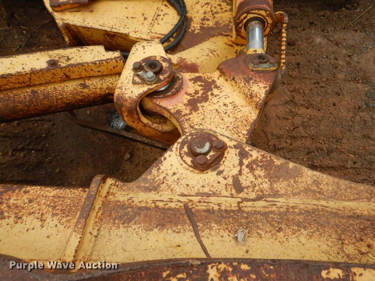 image for item DK5652 Komatsu D41E  crawler dozer