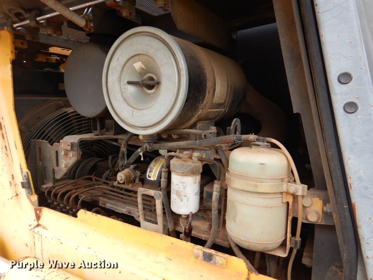 image for item DK5652 Komatsu D41E  crawler dozer