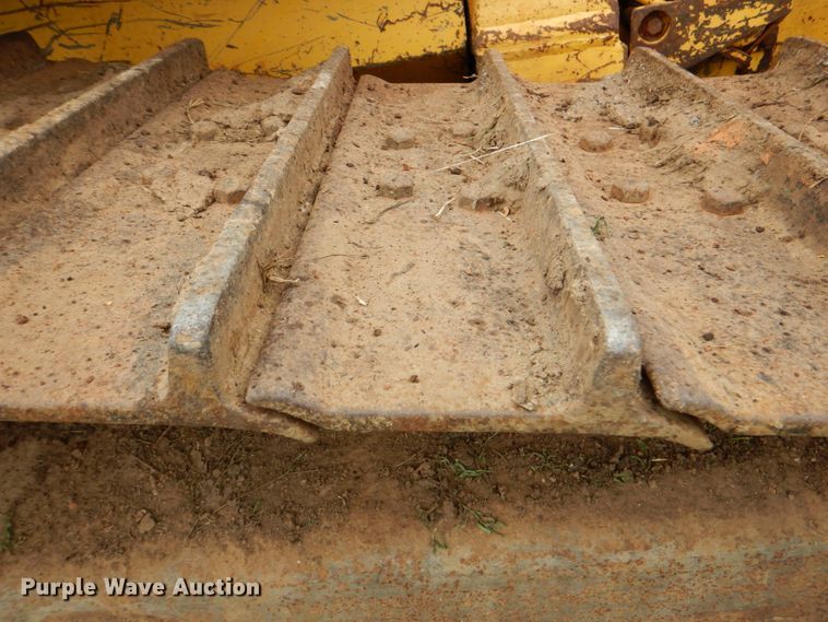 image for item DK5652 Komatsu D41E  crawler dozer