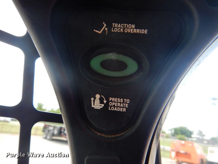 image for item DK5672 2015 Bobcat T450  tracked skid steer loader