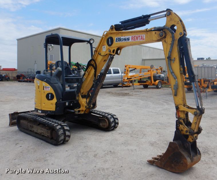 image for item DK5673 2014 Yanmar VIO35-6A  mini excavator